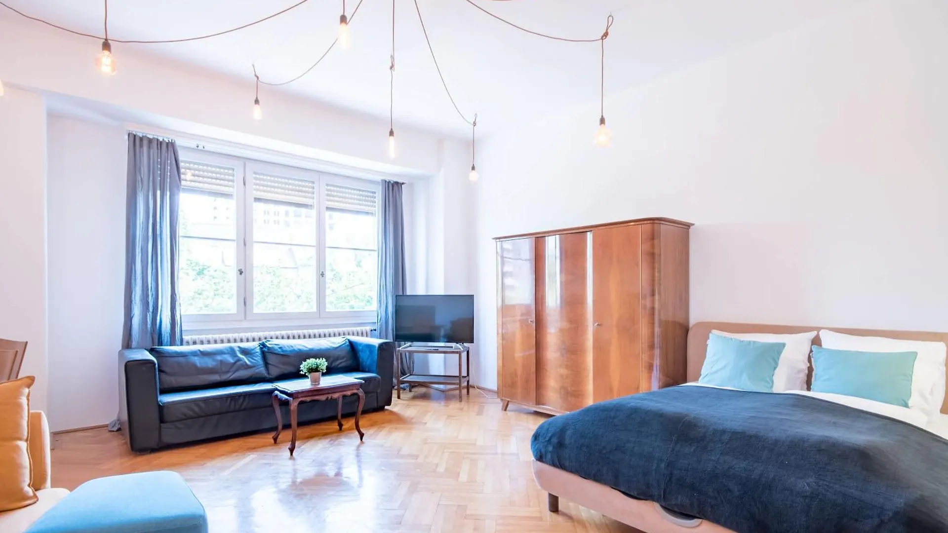 Apartment Central - Spacious - Classic Charm Budapest